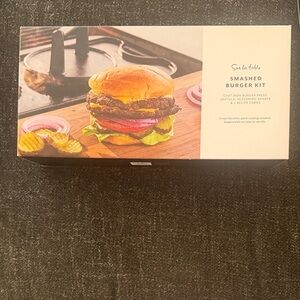 Sur La Table Smashed Burger Kit - Black and White